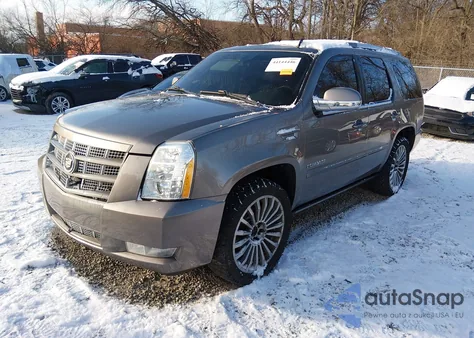 2013 Cadillac Escalade Premium из США, поврежденный, VIN 1GYS4CEF6DR159645